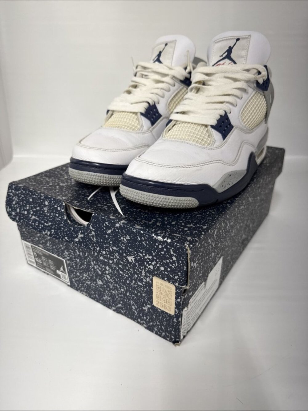 Size 11 - Jordan 4 Retro Mid Midnight Navy